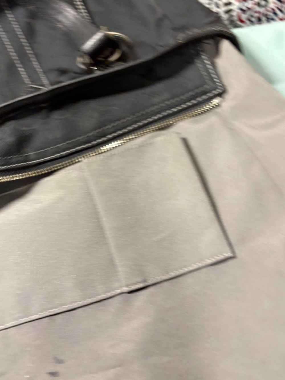 Coach Gallery Tote in Signature Canvas Brown Black Gold F79609 EUC - Picture 14 of 15